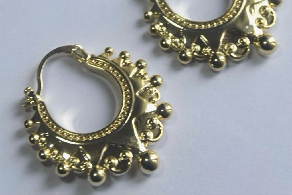 Crown Creole Hoops - 18k Gold